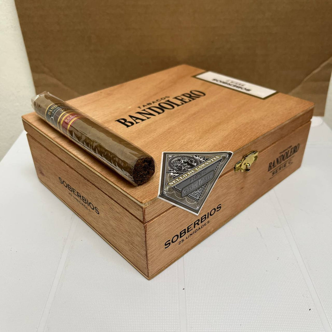 Bandolero Soberbios Grand Robusto