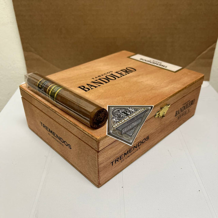 Bandolero Soberbios罗布图