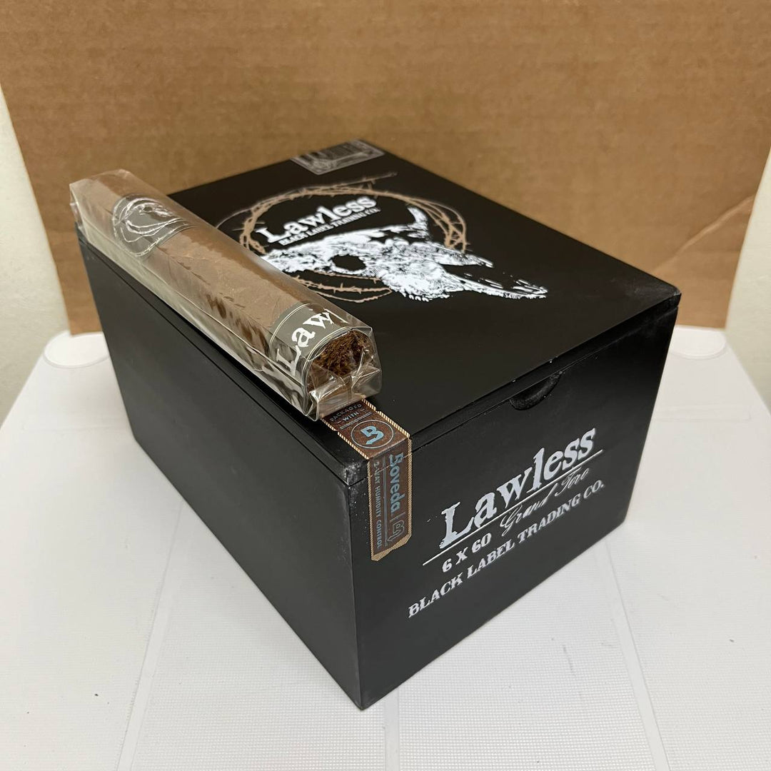 Black Label Trading Lawless Grand Toro