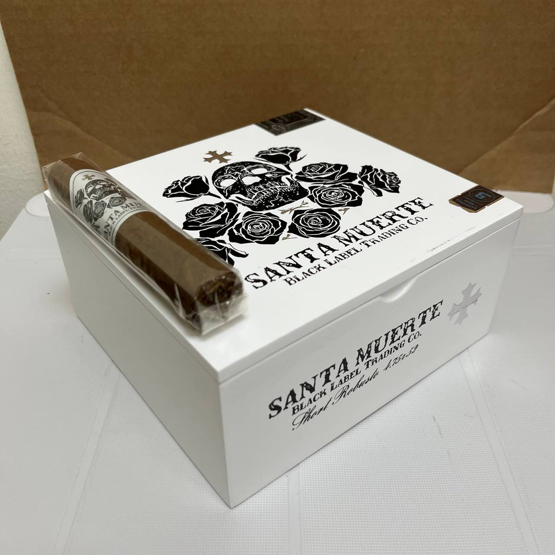 Black Label Trading Santa Muerte Short Robusto