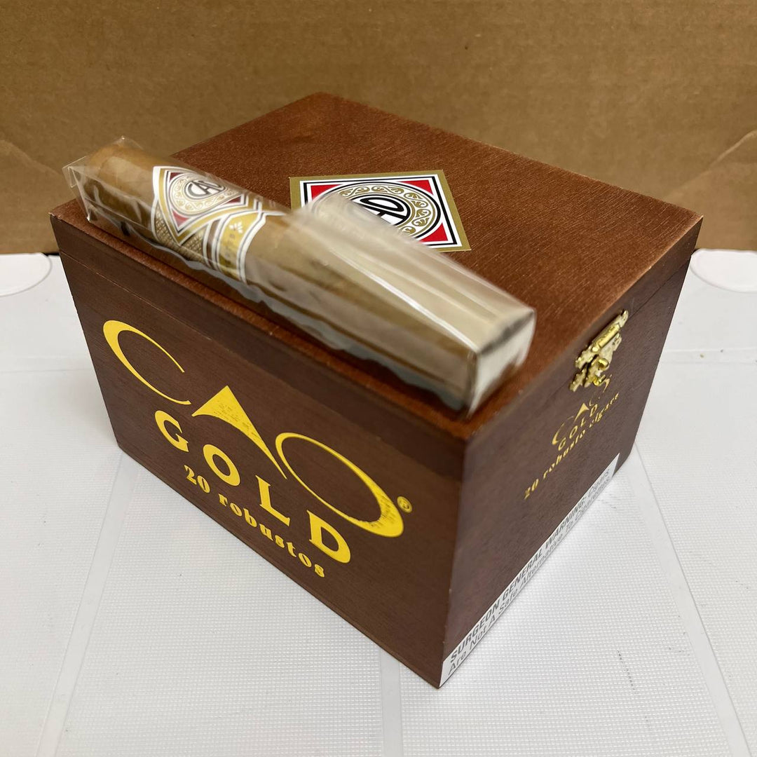 CAO Gold Robusto