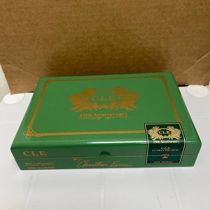 C.L.E. 25th Anniversary Robusto