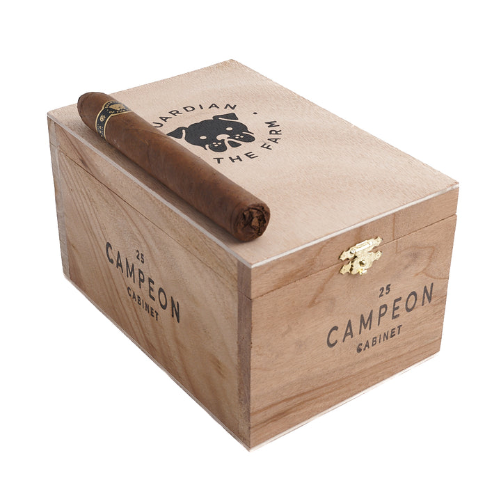 Casa Fernandez Guardian of the Farm Campeon