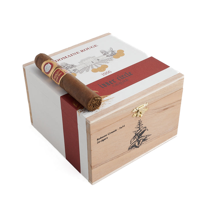 Cavalier Geneve Inner Circle Domaine Rouge Robusto Grande