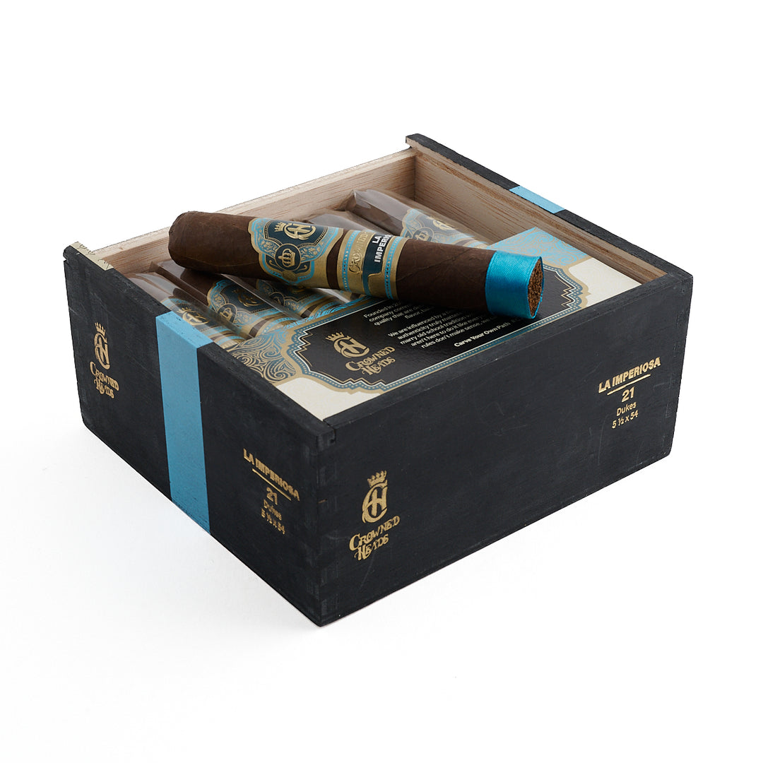 Crowned Heads La Imperiosa Dukes