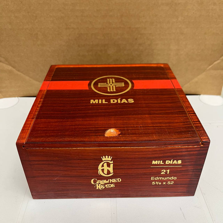 Crowned Heads Mil Dias Edmundo