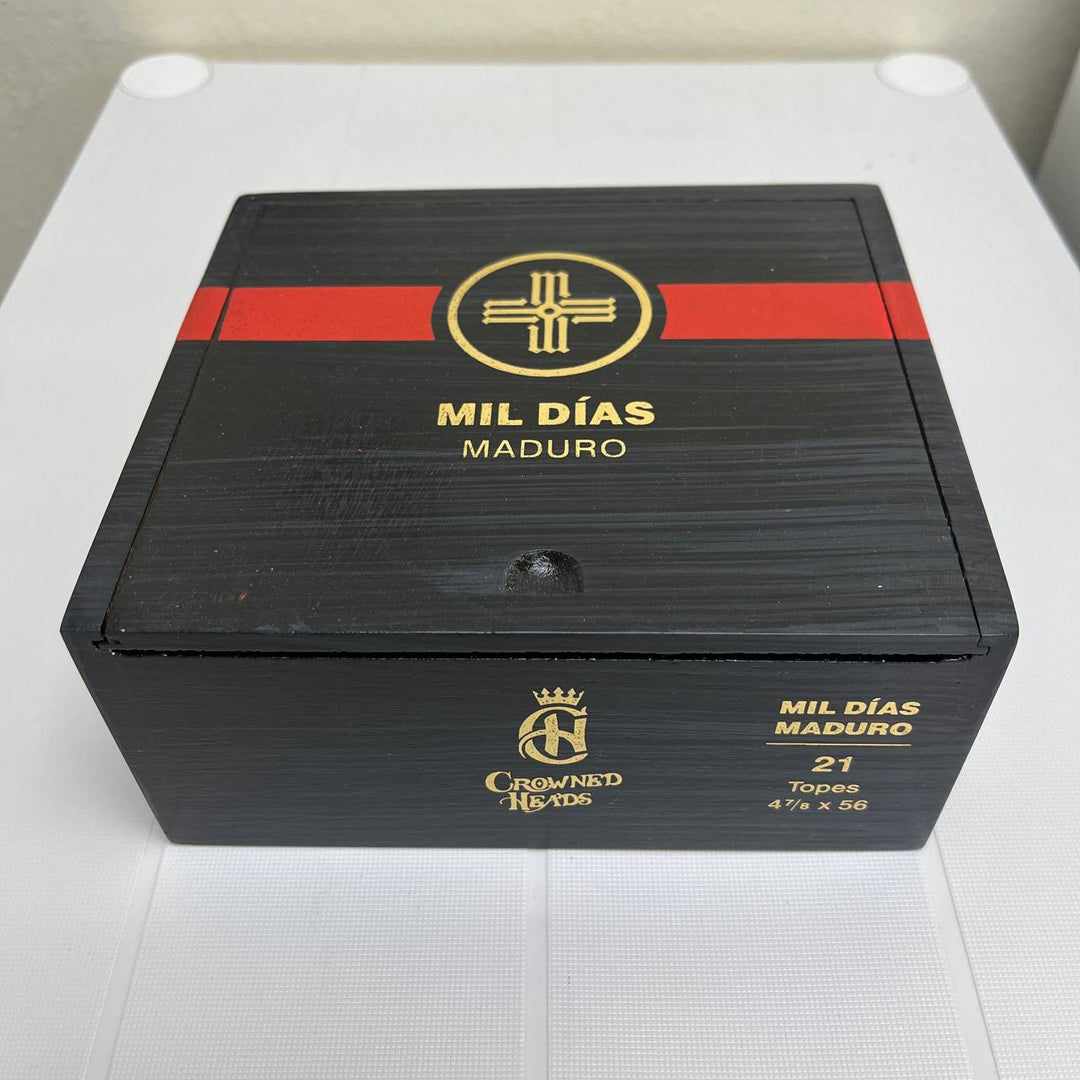 Crowned Heads Mil Dias Maduro Topes