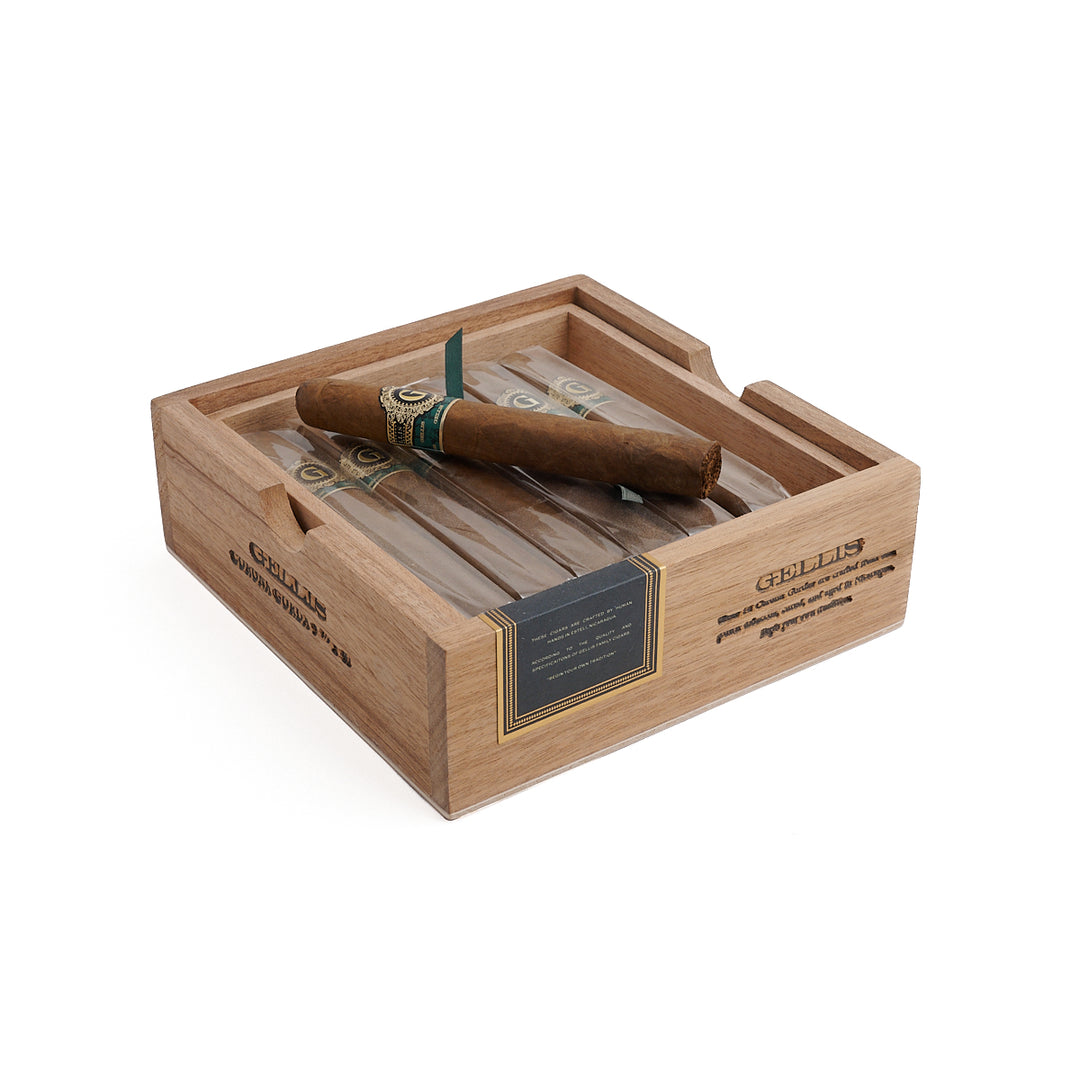 Gellis Family by Warped Absolutos Corona Gorda