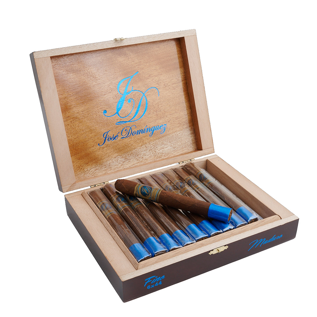 Jose Dominguez Fino Maduro