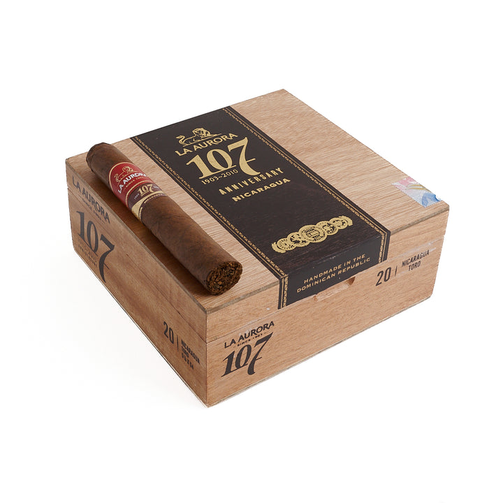 La Aurora 107 Nicaragua Toro