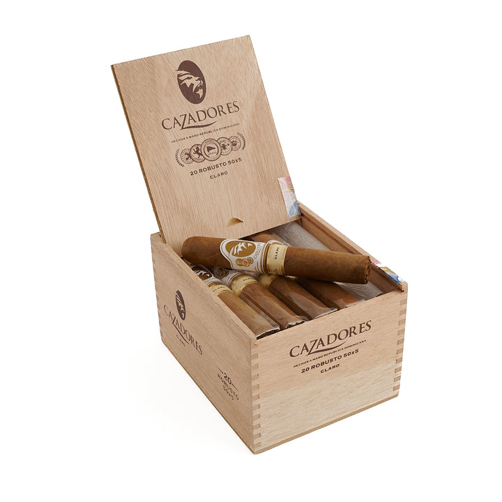 La Aurora Cazadores Claro Robusto