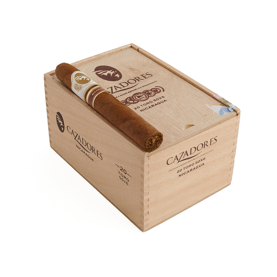 La Aurora Cazadores Nicaragua Toro