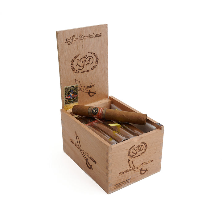 La Flor Dominicana Air Bender Maestro