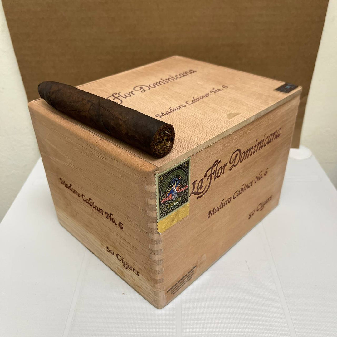 La Flor Dominicana Cabinet Maduro #6