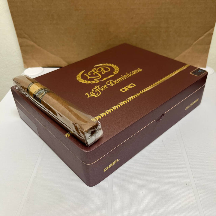 La Flor Dominicana Oro Chisel