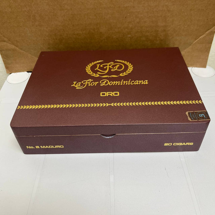 La Flor Dominicana Oro No. 6 Maduro