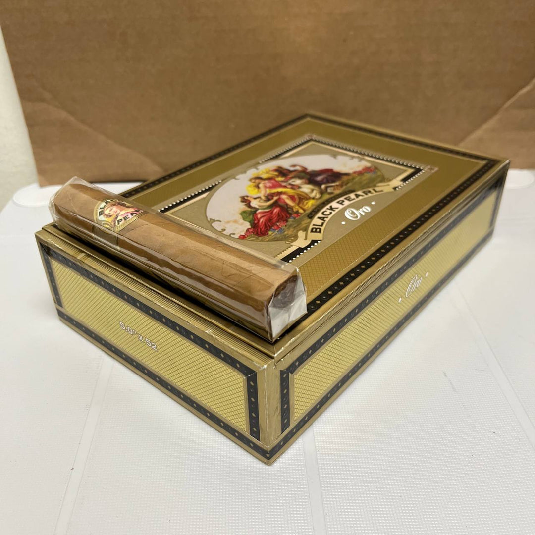 La Perla Habana Black Pearl Oro Robusto