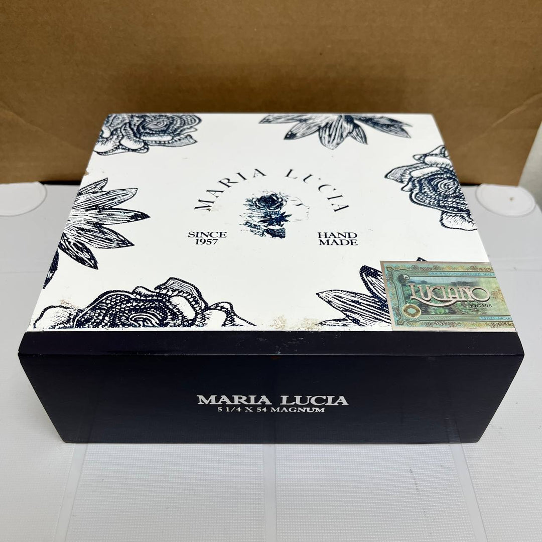 Luciano Maria Lucia Magnum