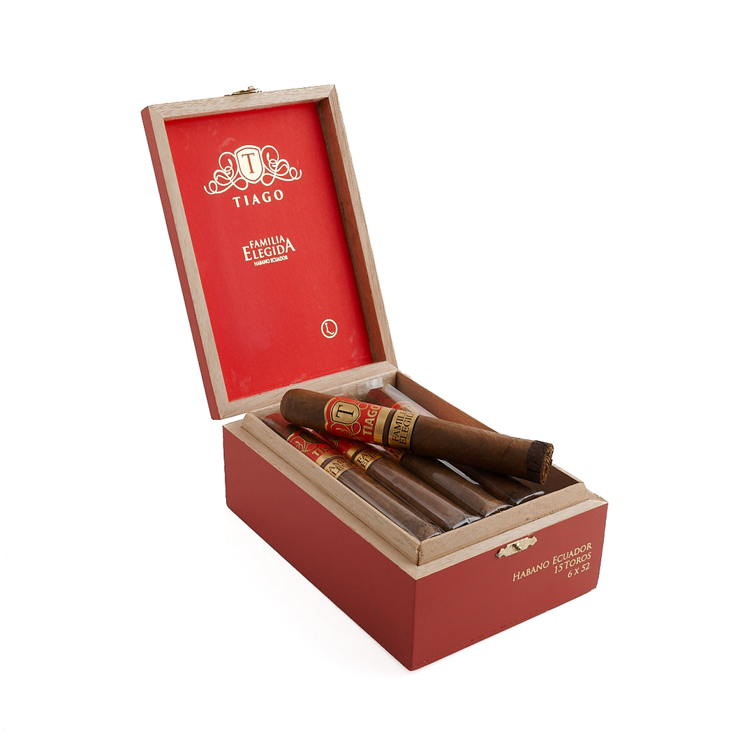 Luciano Tiago Family Elegida Habano Toro