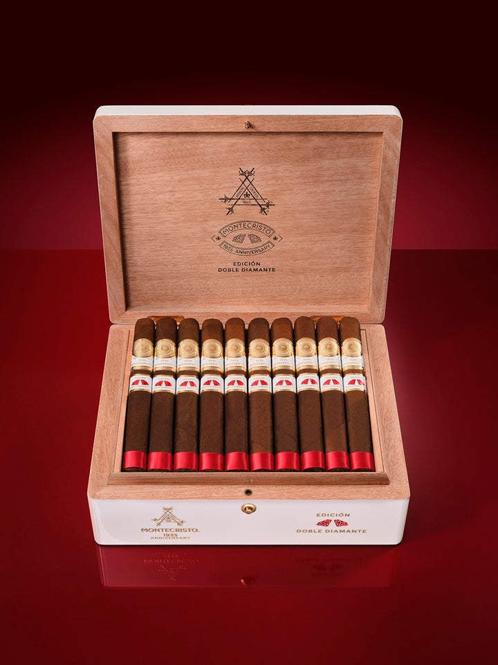 Montecristo 1935 Anniversary Edicion Doble Diamante Red