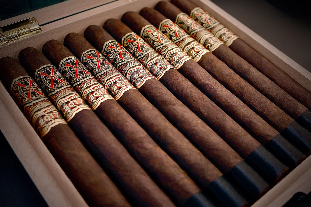 Arturo Fuente OpusX Heaven and Earth FFOX Rare Black Double Corona