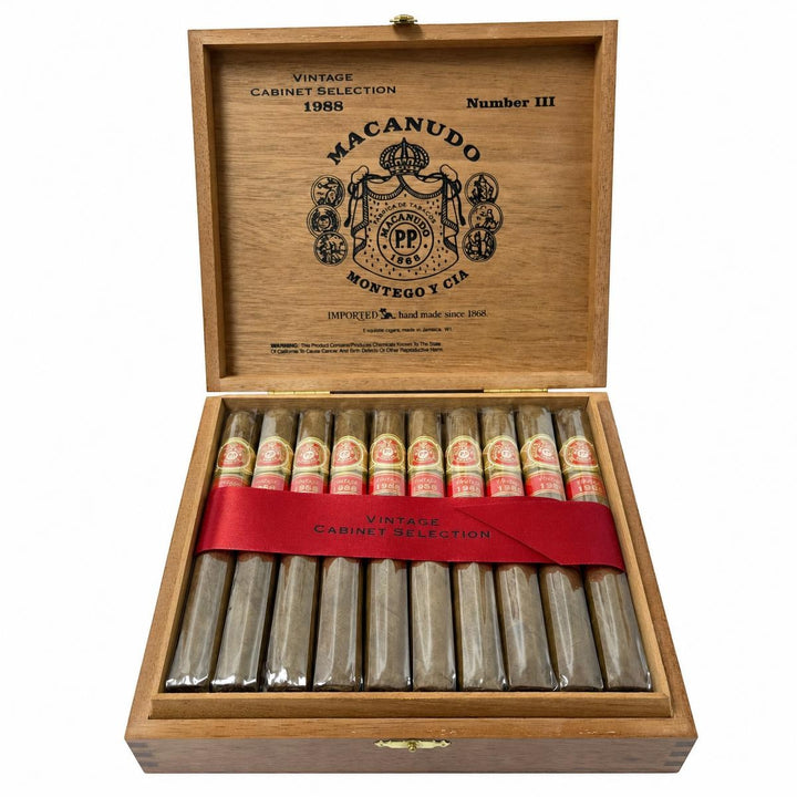 Macanudo Vintage Cabinet Selection 1988 Number III AI product photo