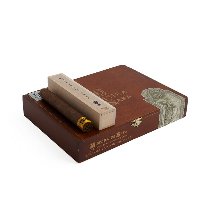 Muestra de Saka Unstolen Valor