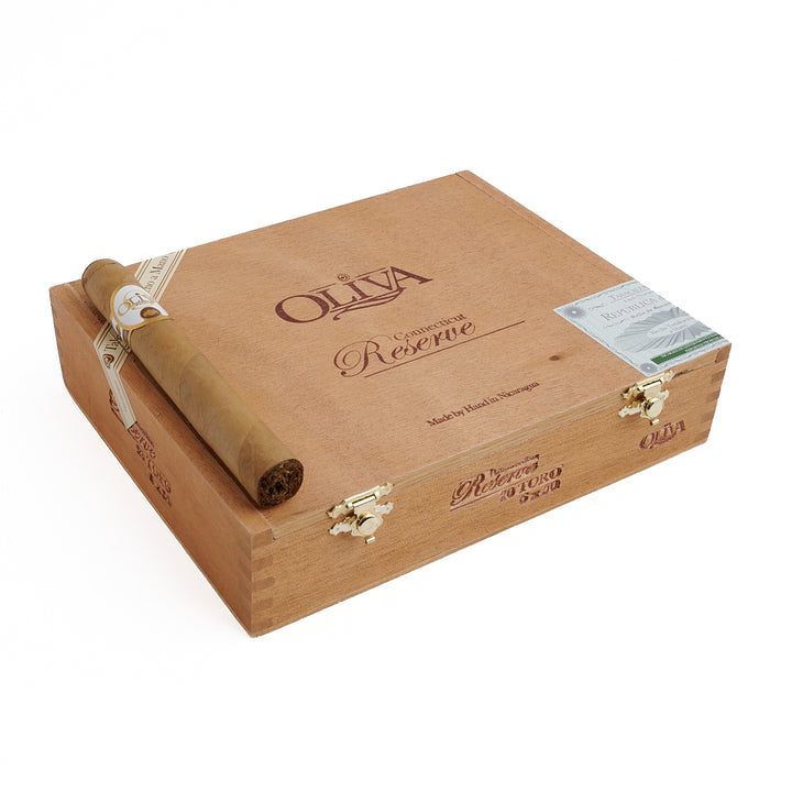 Oliva Connecticut Reserve Toro