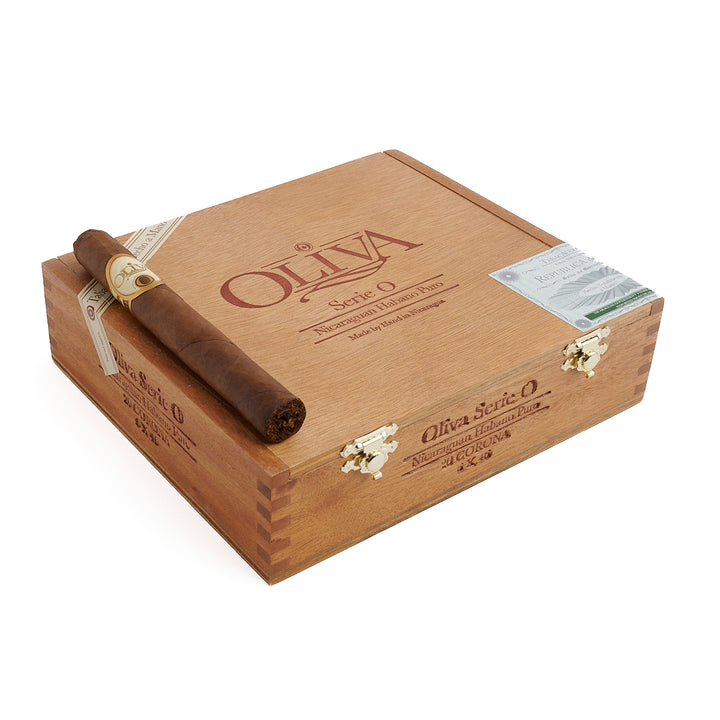 Oliva Serie O Corona