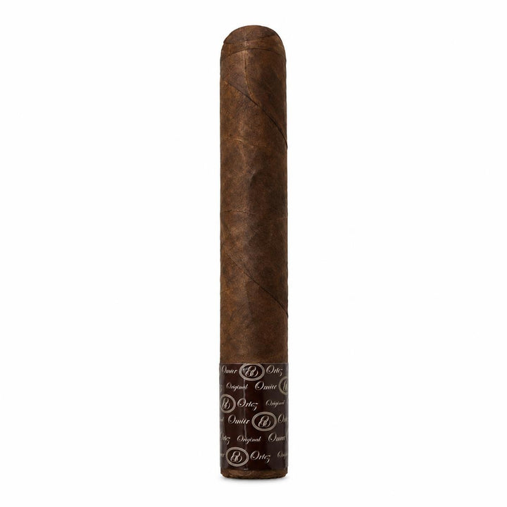 Omar Ortez Maduro Robusto AI product photo