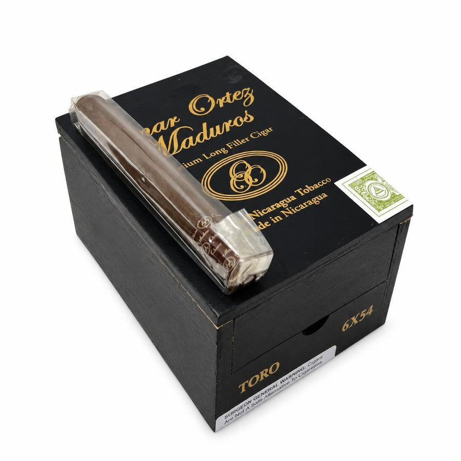 Omar Ortez Maduro Toro AI product photo