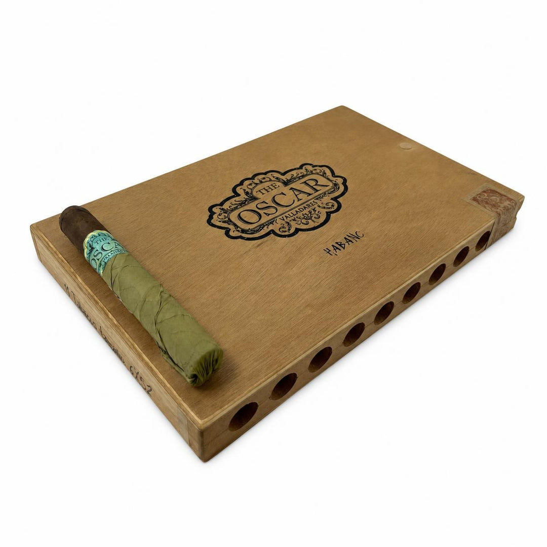 Oscar Valladares The Oscar Habano Toro AI product photo