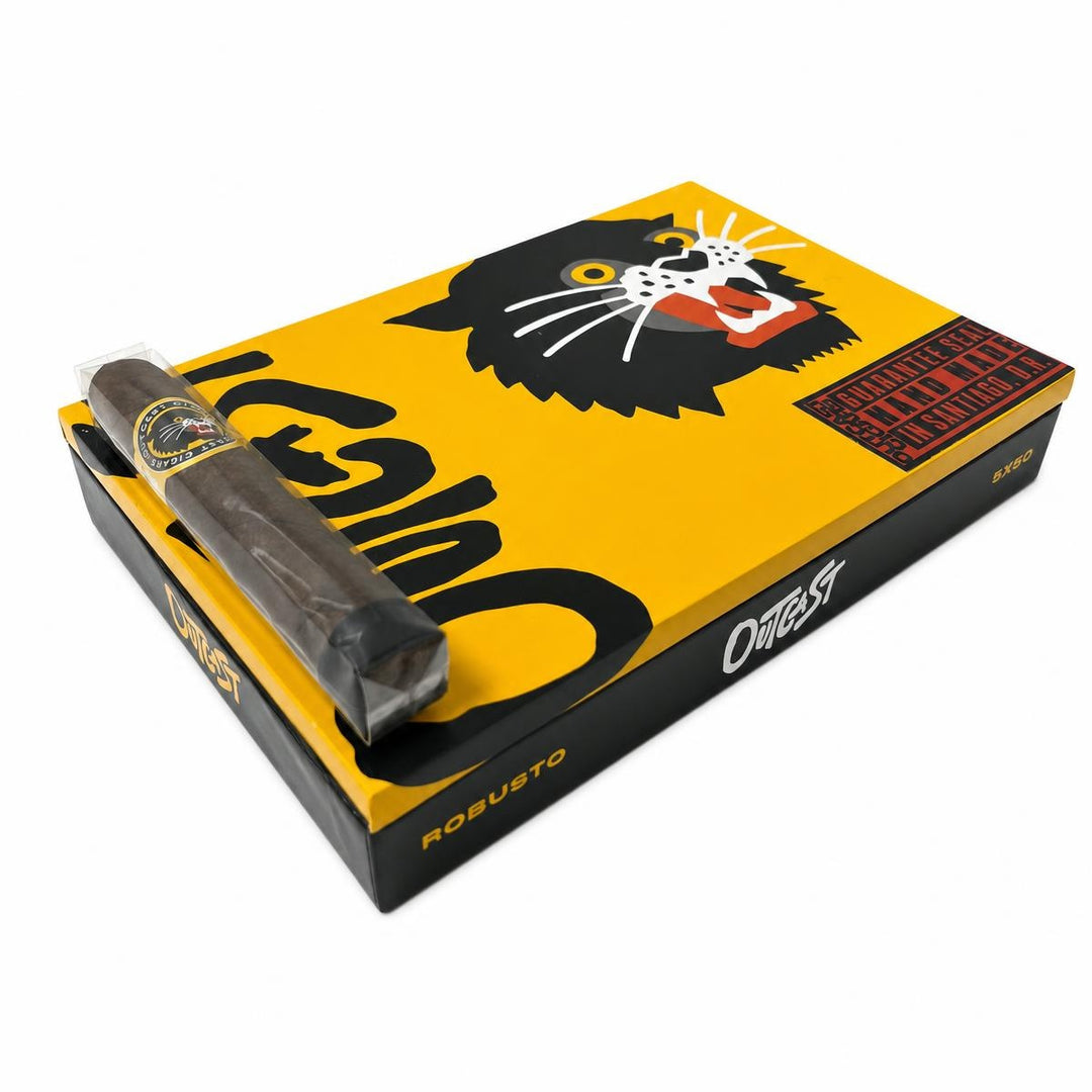 Outcast Cigars Robusto AI product photo