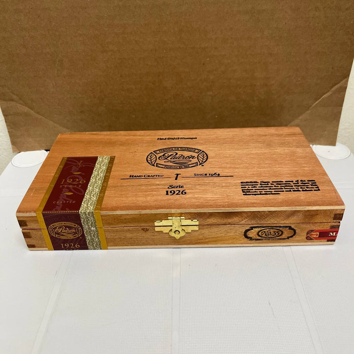 Padron 1926 Series No. 35 Petite Corona Maduro