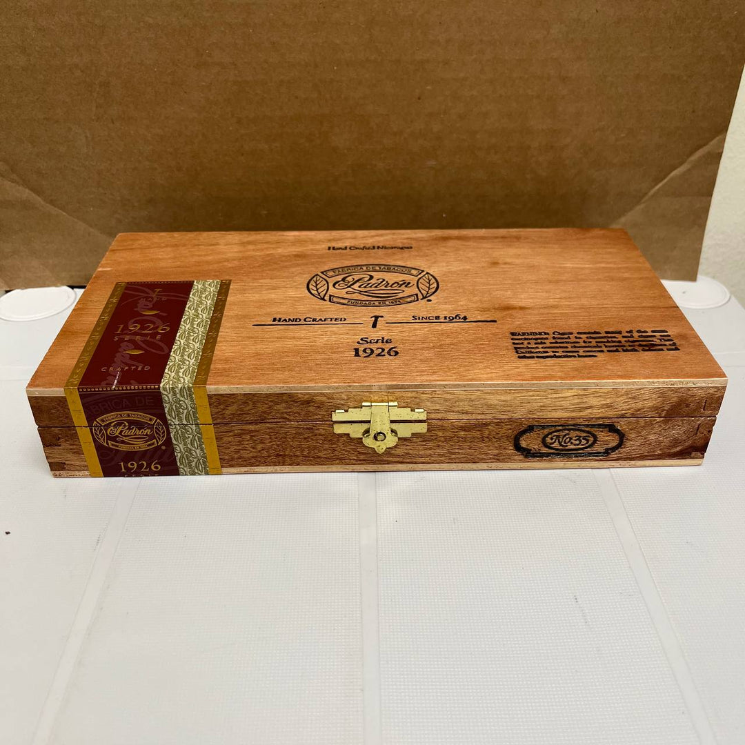 Padron 1926 Series No. 35 Petite Corona Natural