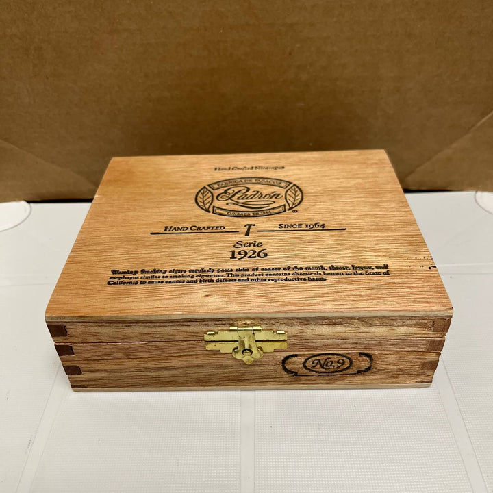 Padron 1926 Series No. 9 Robusto Natural