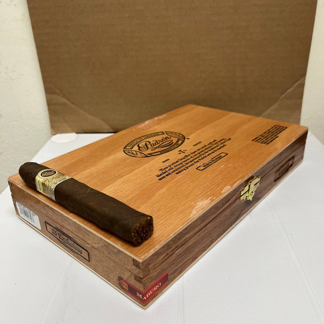 파드론 1964 애니버서리 익스클루시보 로부스토 마두로