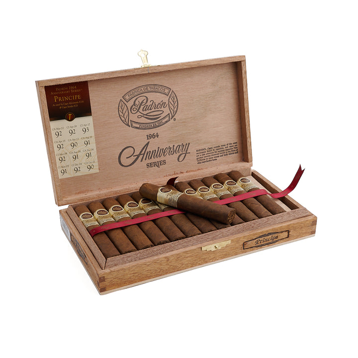 Padron 1964 Anniversary Principe Petite Corona Natural