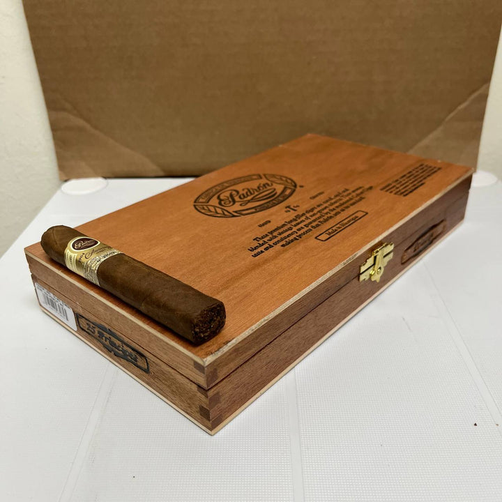 Padron 1964 Anniversary Principe Petite Corona Natural