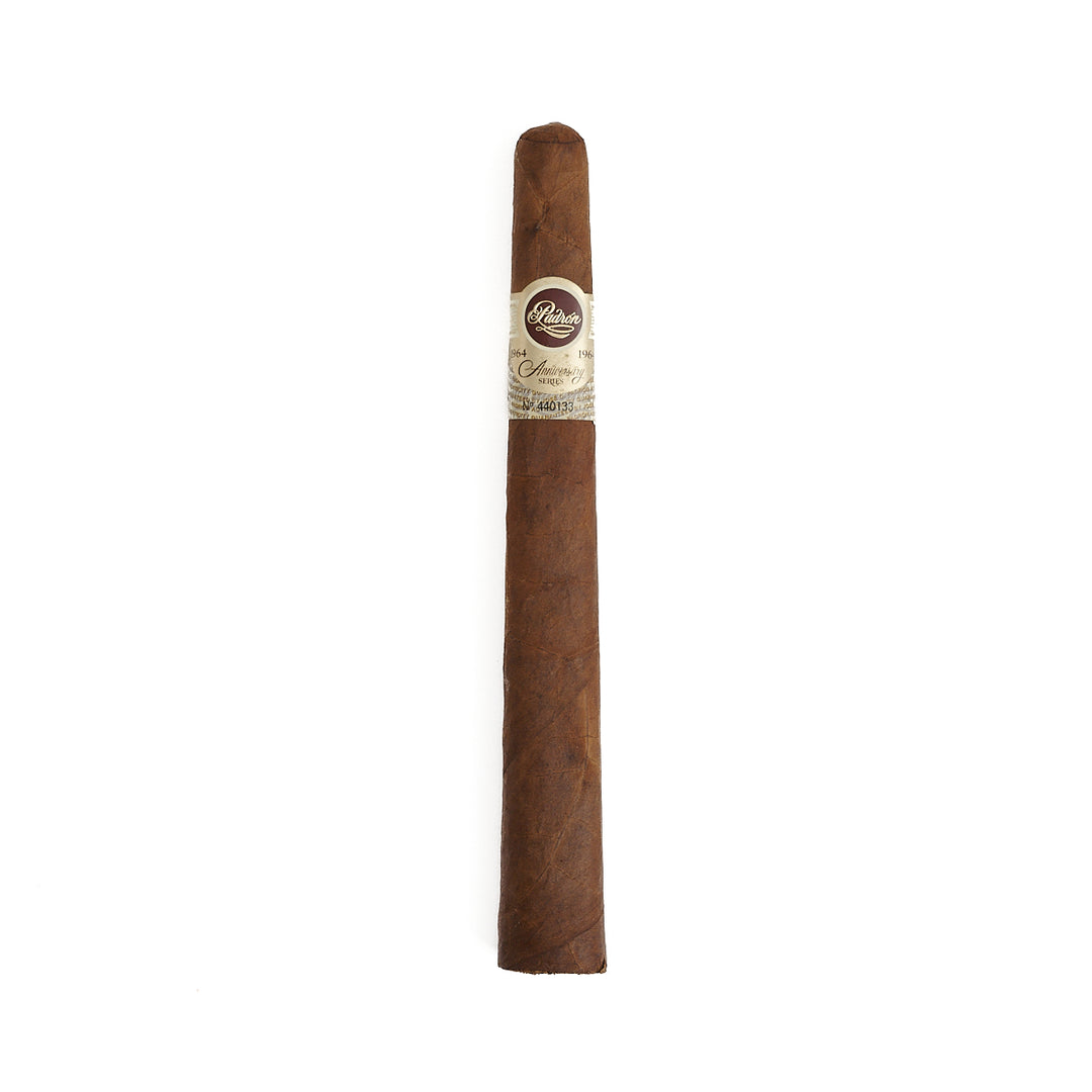 Padron 1964 Anniversary Pyramide Natural