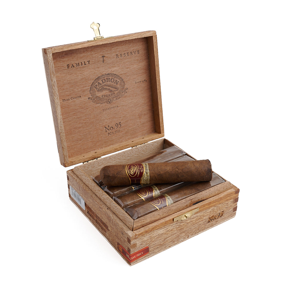 Padron Family Reserve No. 95 Maduro