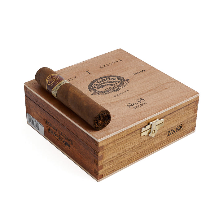Padron Family Reserve No. 95 Natural