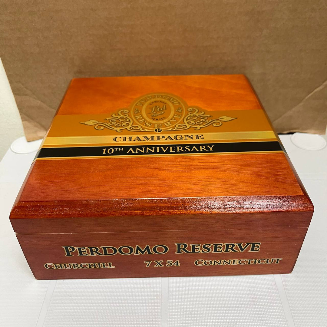 Perdomo 10th Anniversary Champagne Churchill