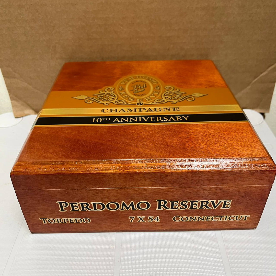 Perdomo 10th Anniversary Champagne Torpedo