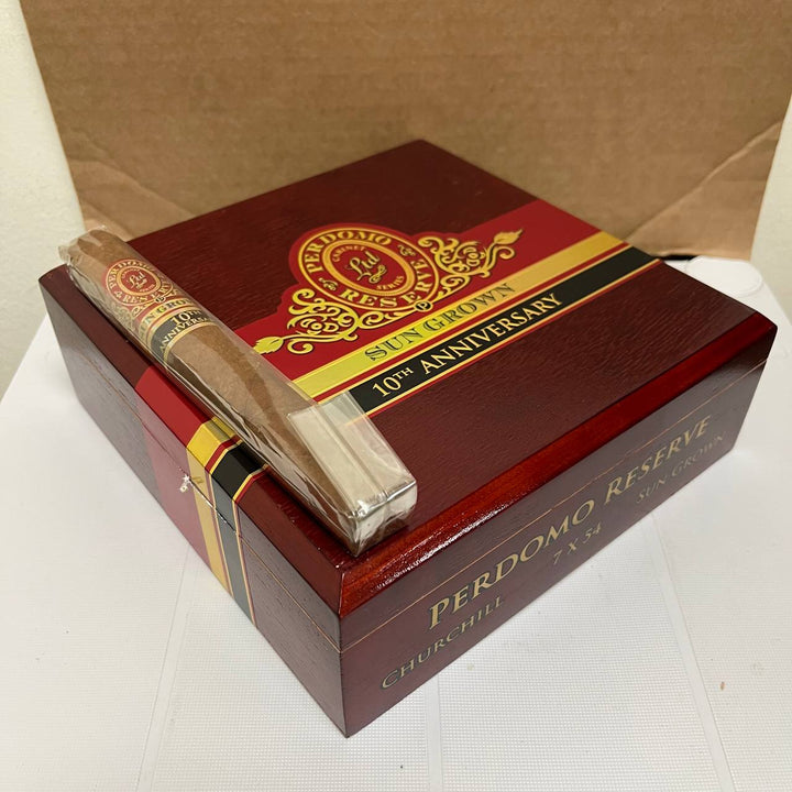 Perdomo 10th Anniversary Sun Grown Churchill