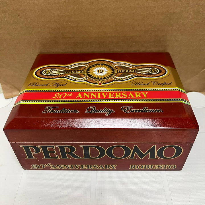 Perdomo 20th Anniversary Connecticut Robusto