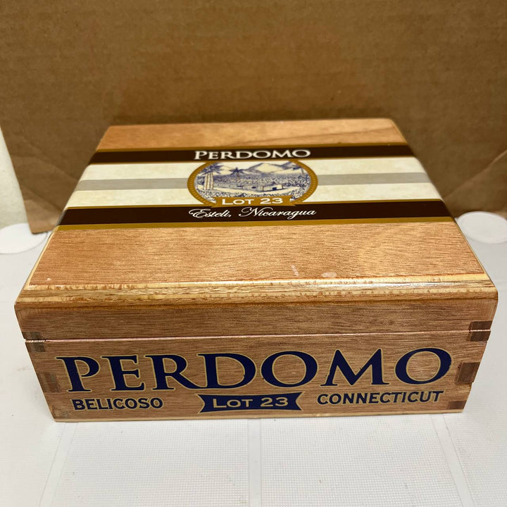Perdomo Lot 23 Connecticut Belicoso