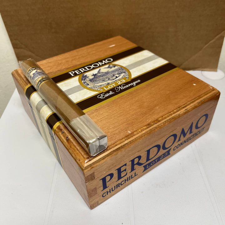 Perdomo Lot 23 Connecticut Churchill