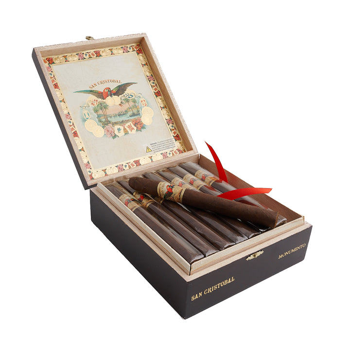 San Cristobal Monumento Double Corona