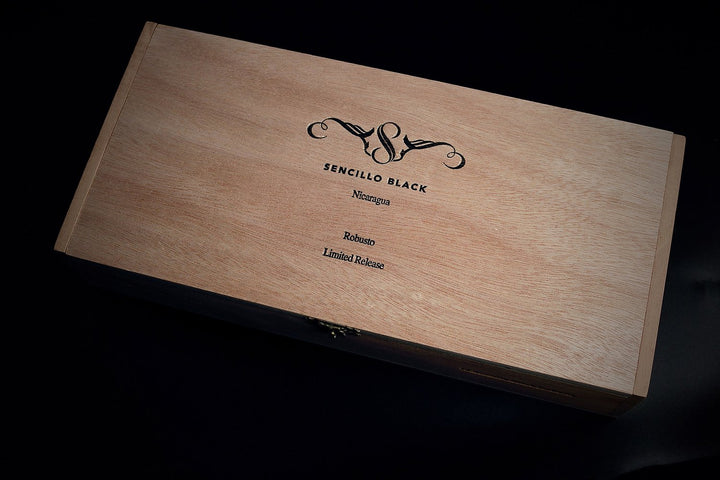 Sencillo Black Robusto